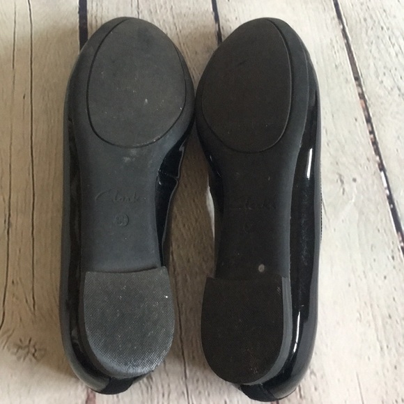 clarks carousel ride black patent